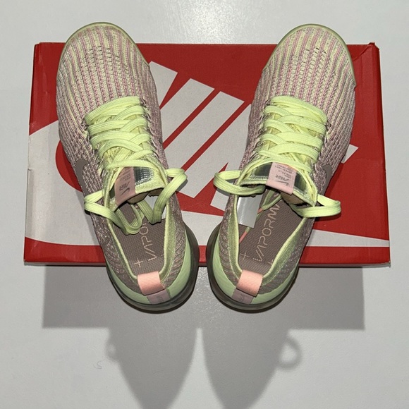 Nike Air VaporMax FlyKnit 3 “Barely Volt” Women’s Size 7.5 - Picture 6 of 11